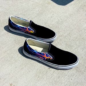 lighting slip on Vans
